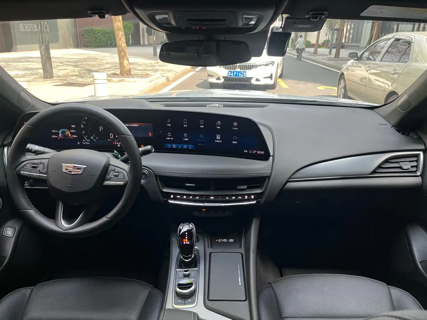 Cadillac CT5 2024 28T Luxury Model Pro фото 31