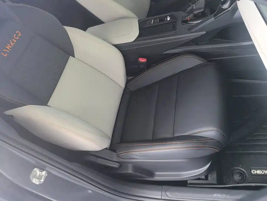 Lynk & Co 06 EM-P 2022 2022 PHEV 84KM Range Pro
