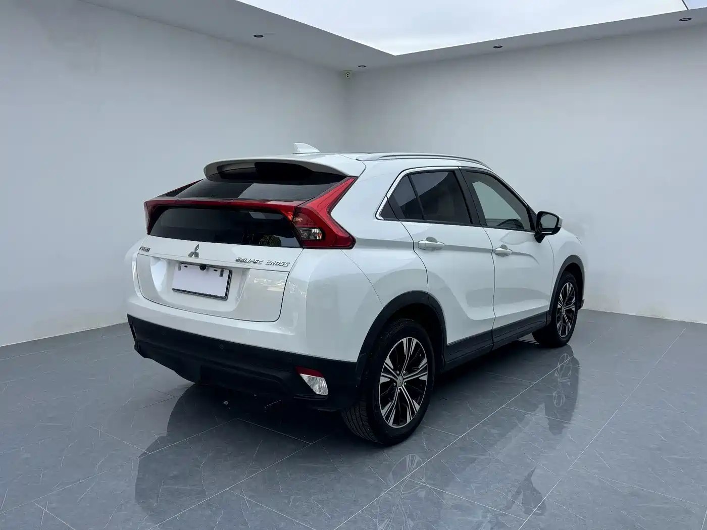 Фото 12 - Mitsubishi Eclipse Cross
