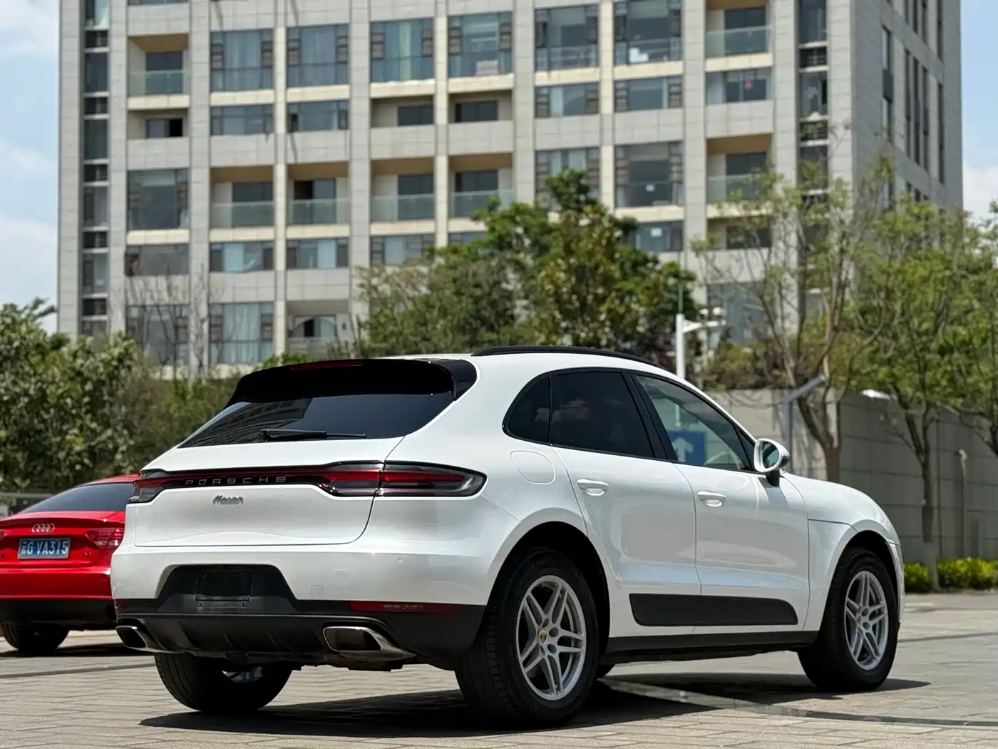 Porsche Macan 2018 Macan 2.0T фото 9