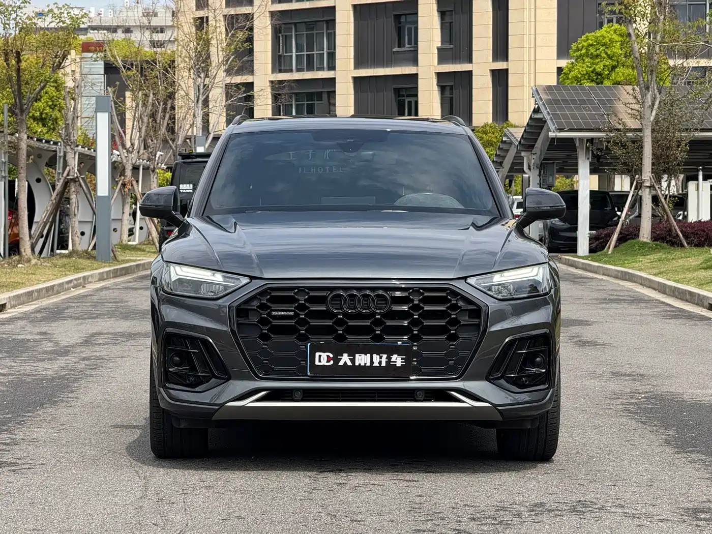 Audi Q5L 2023 40T Luxury Dynamic фото 2