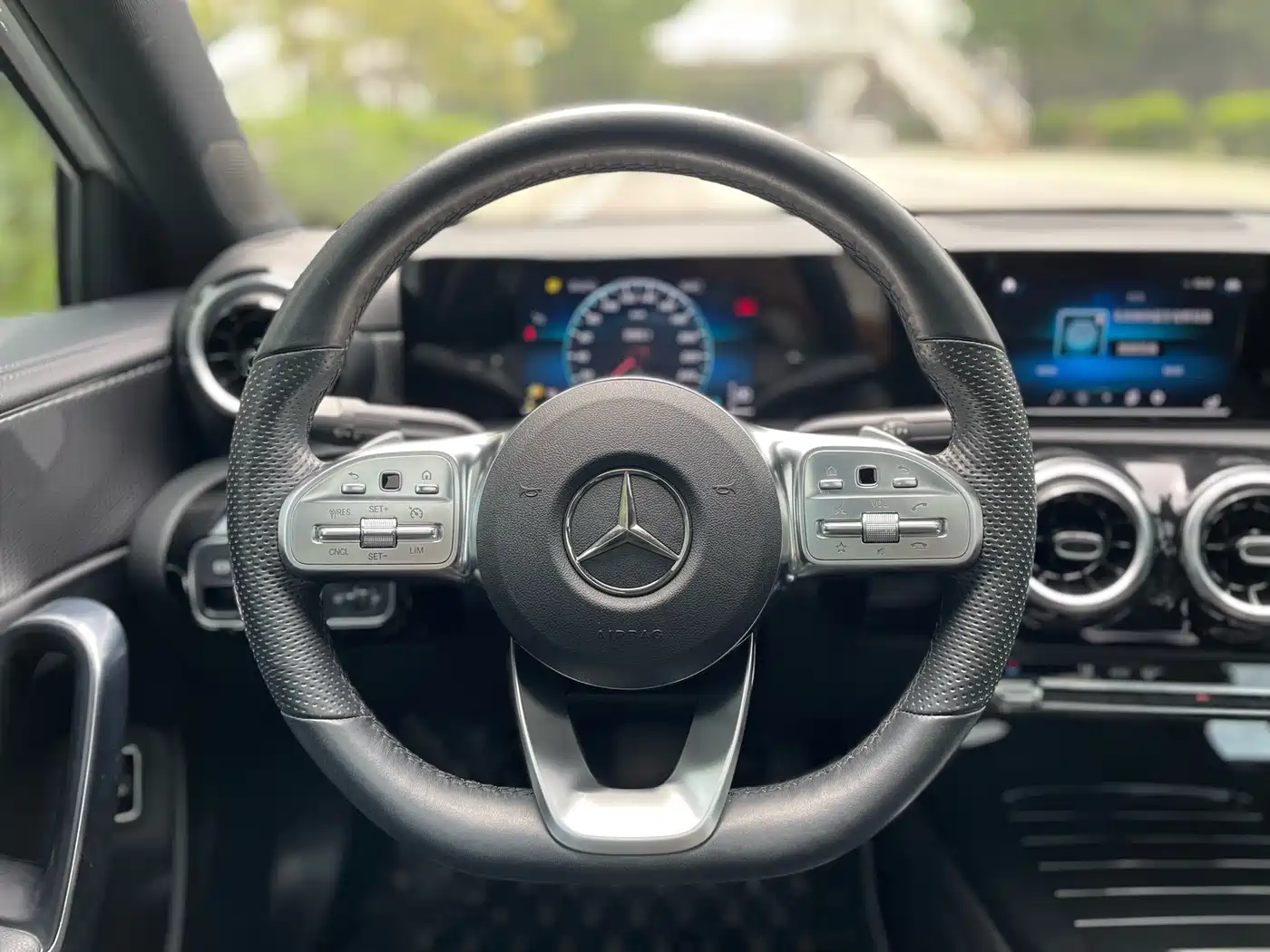 Mercedes-Benz A-Class 2020 A 180 L Sport Sedan фото 14