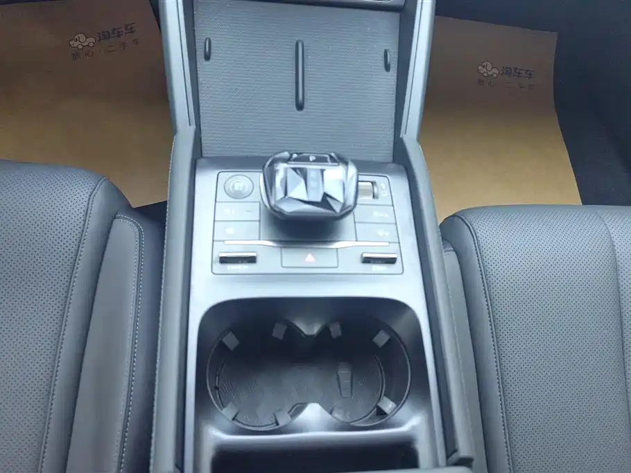 BYD Qin L 2024 DM-i 80KM Leading Edition фото 16
