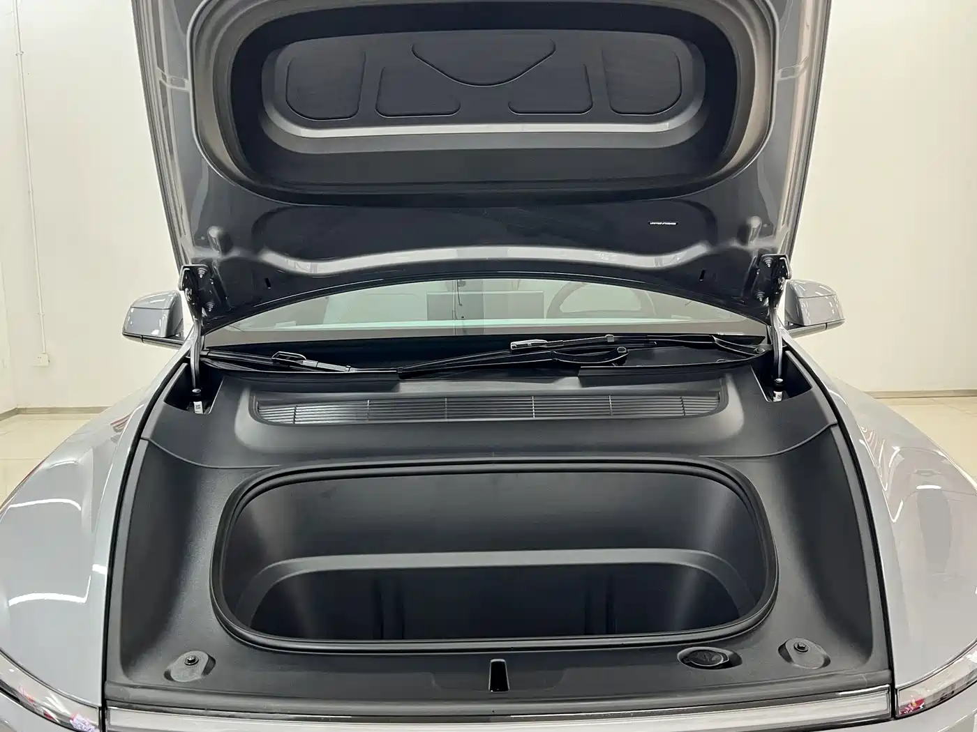 Tesla Model Y 2026 2026 Rear-Wheel Drive