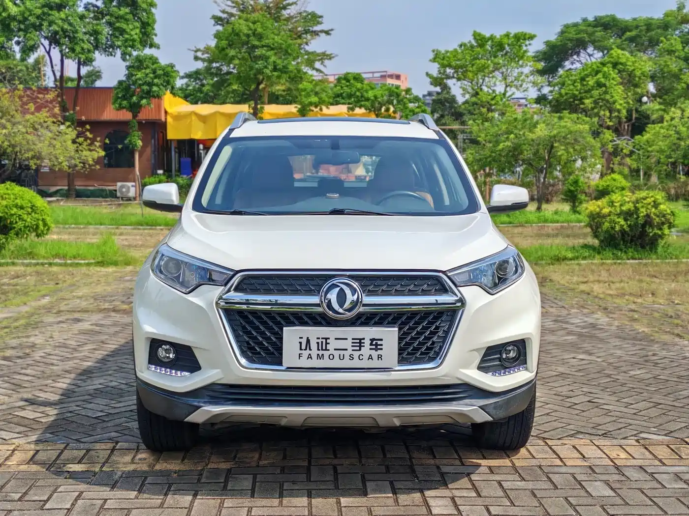 Dongfeng Fengdu MX5 2017 2016 2.0L Automatic Flagship Edition