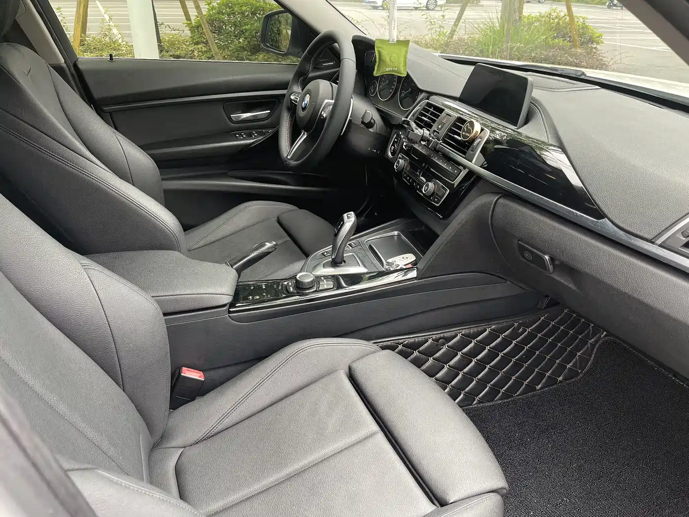 BMW 3 Series 2018 320Li Fashion Style фото 9