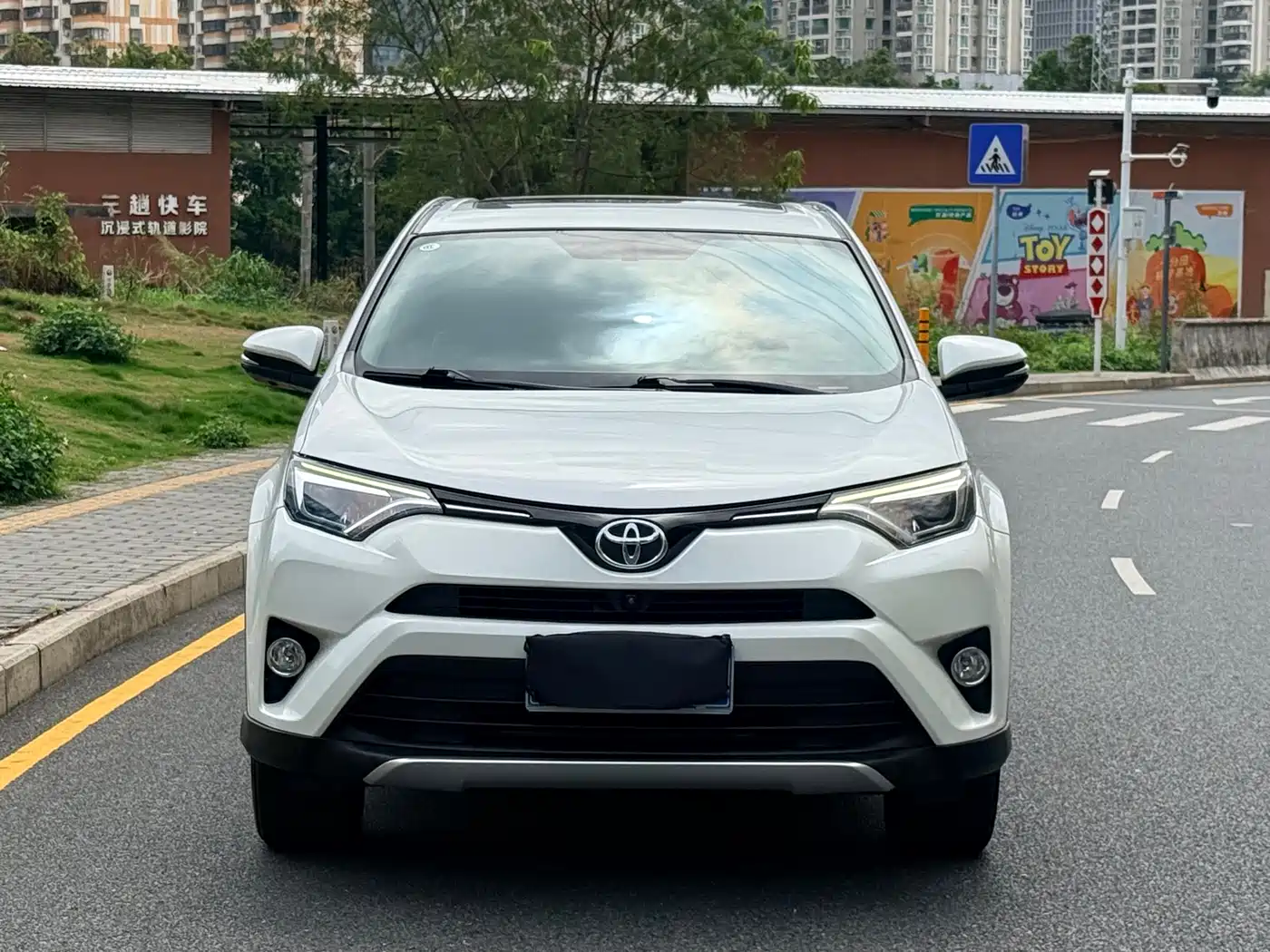 Toyota RAV4 Rongfang 2016 2.5L Automatic 4WD Elite фото 2