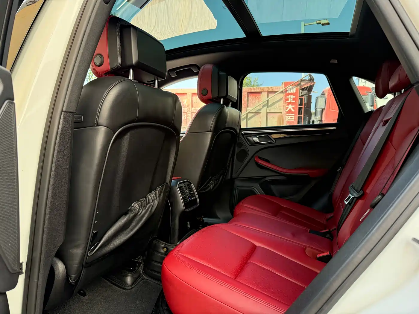 Porsche Macan 2017 Macan S 3.0T фото 11