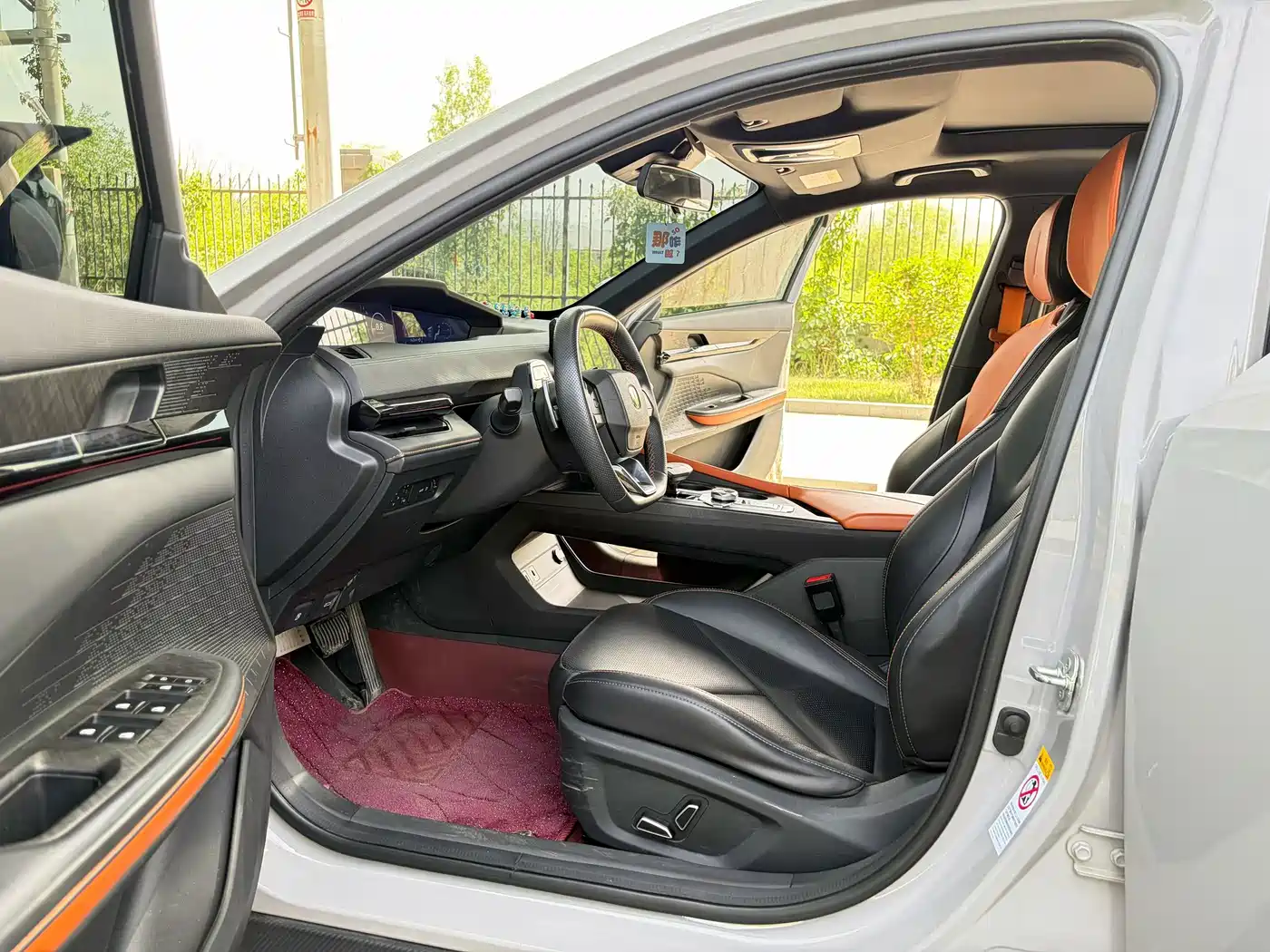 CHANGAN UNI-V