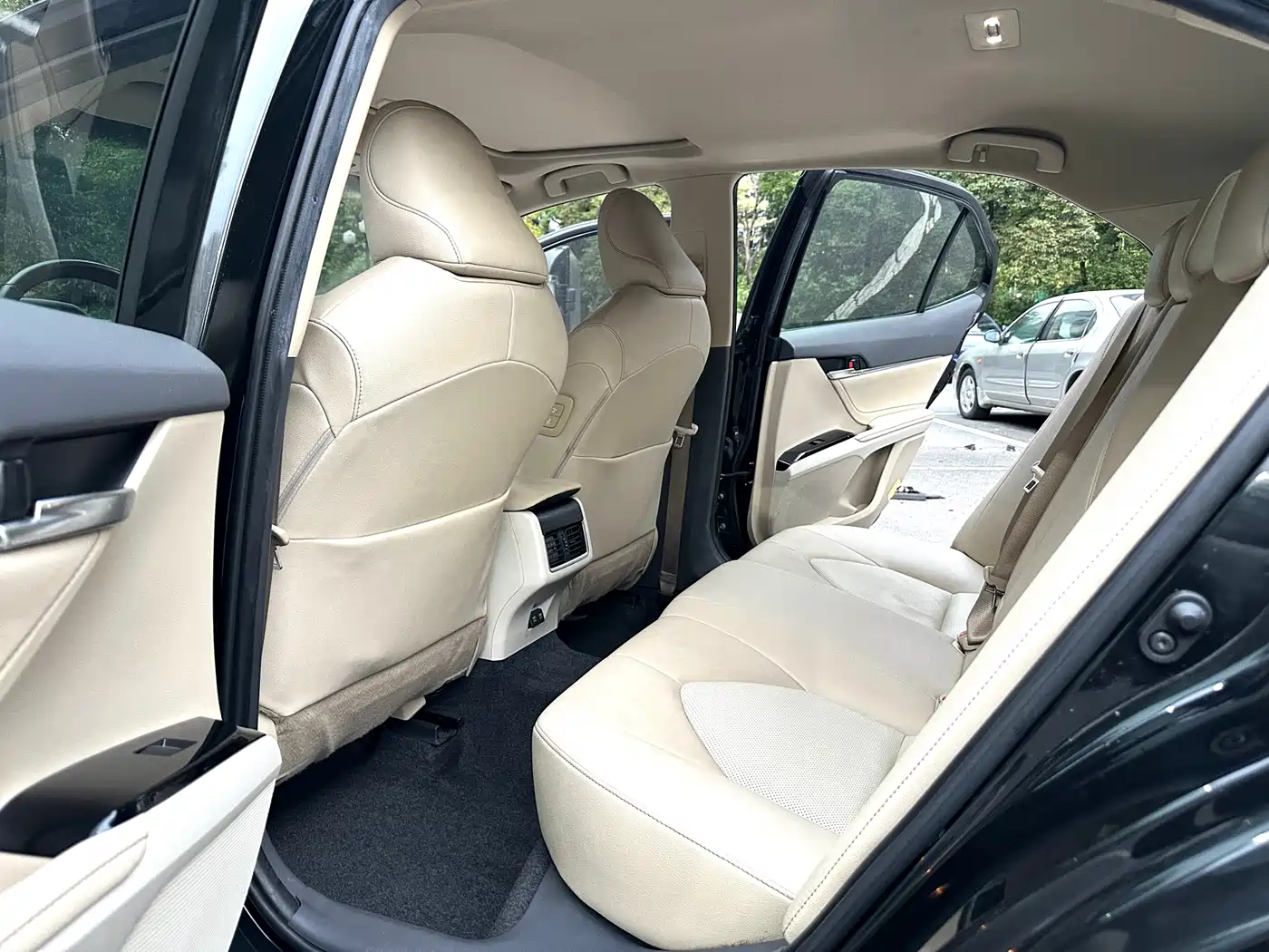 Toyota Camry 2021 2.0G Luxury Edition фото 8