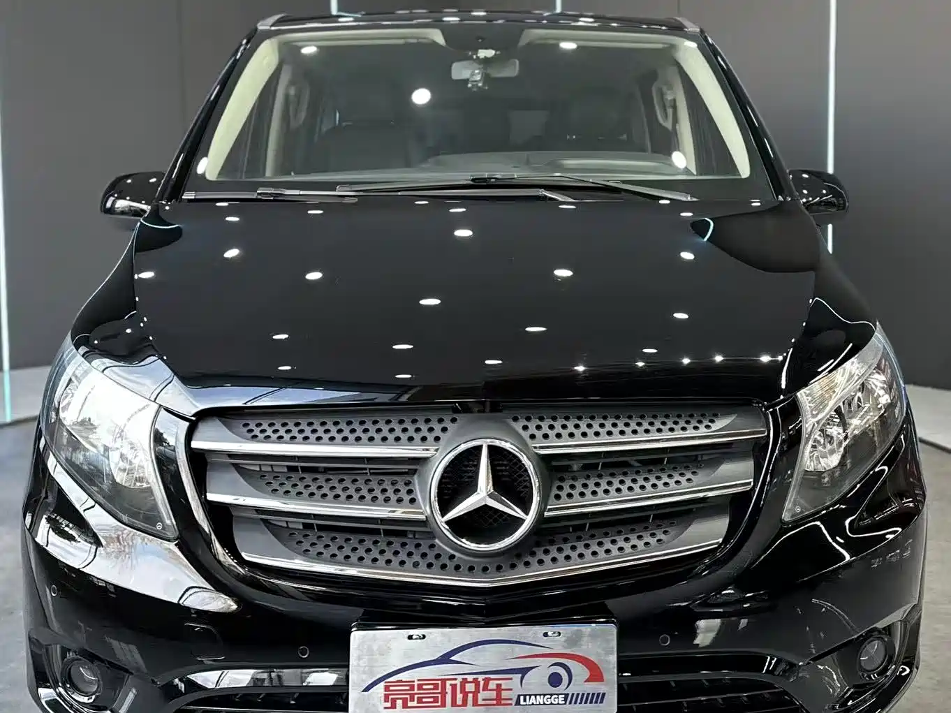 Mercedes-Benz Vito 2020 2.0T Business Edition (9-seater) фото 2