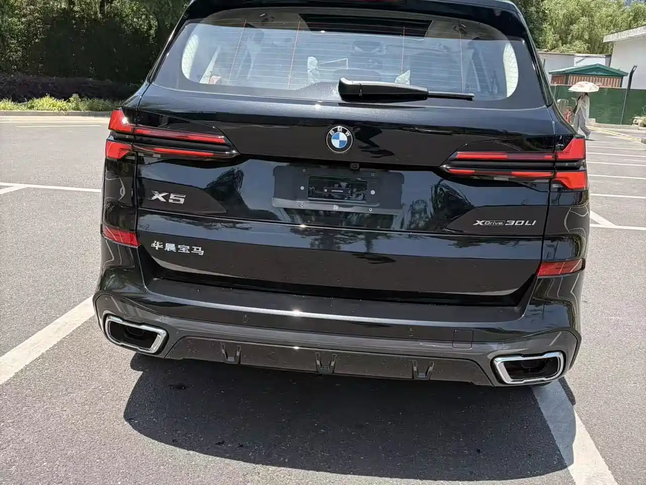 BMW X5 2026 xDrive 30Li Luxury M Sport Night Edition Package фото 5