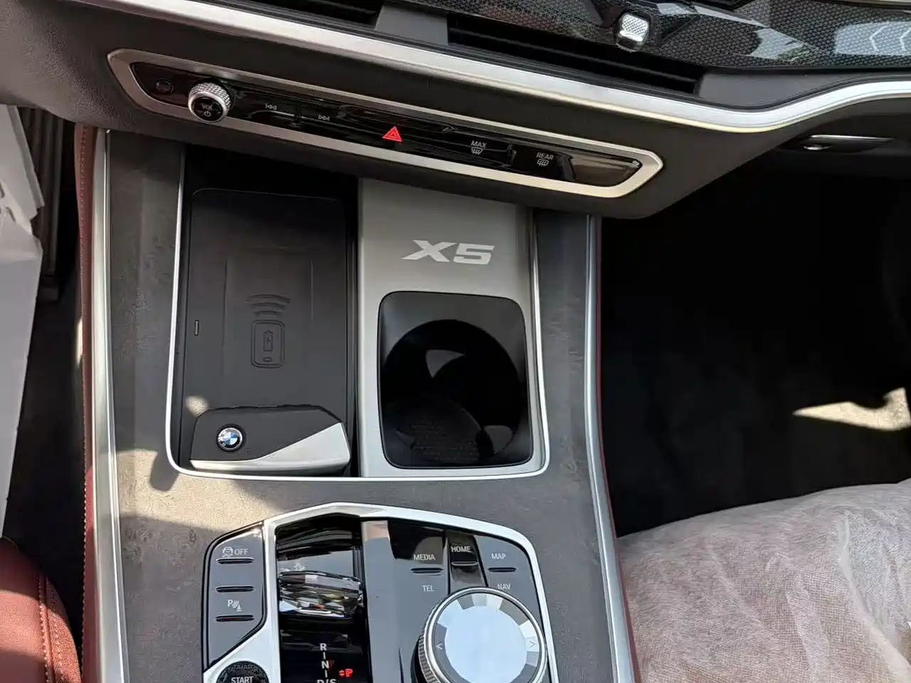 BMW X5 2026 xDrive 30Li Luxury M Sport Night Edition Package фото 11