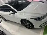 Фото 3 - Volkswagen Golf