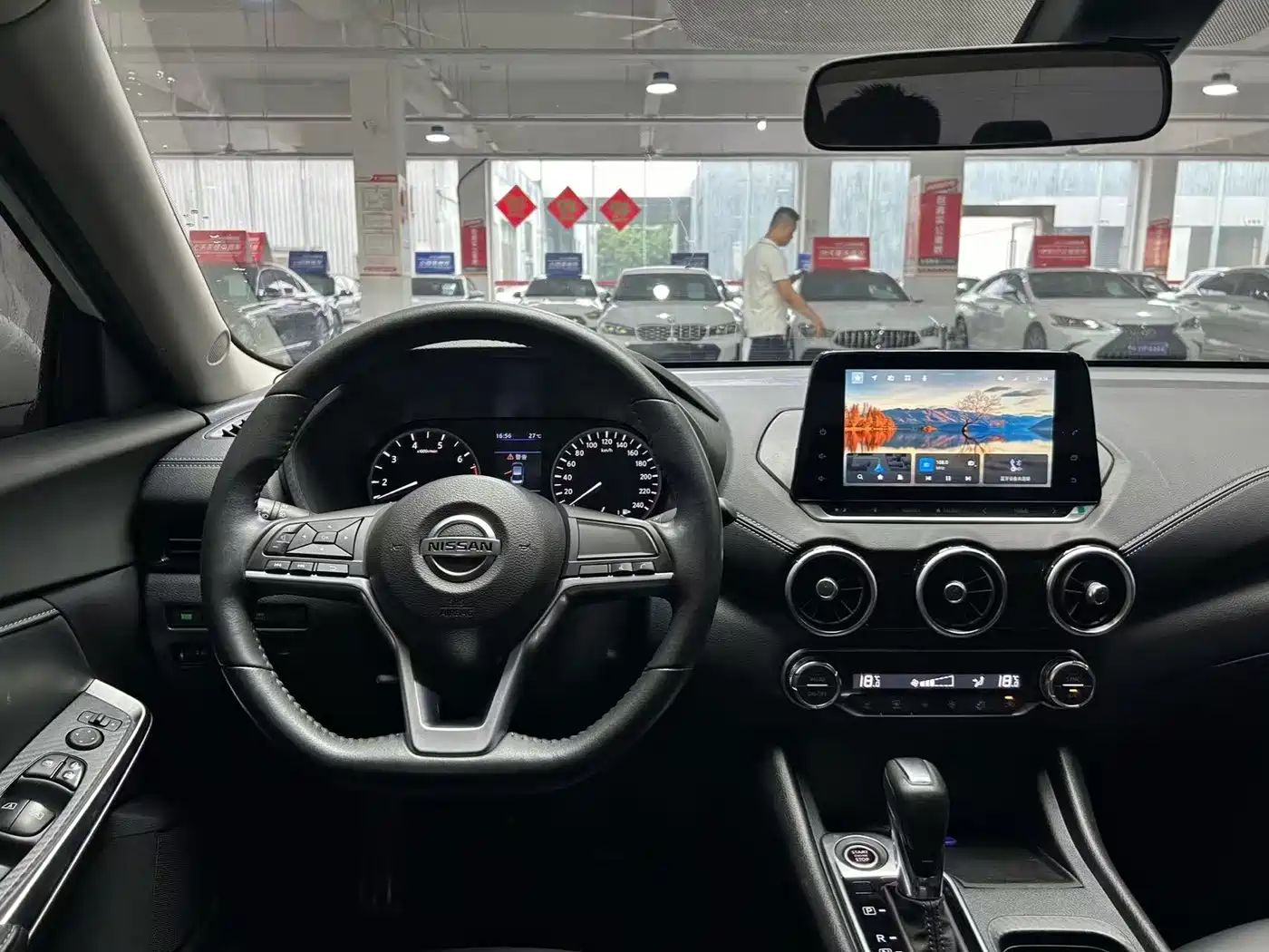 Nissan SYLPHY, миниатюра 10