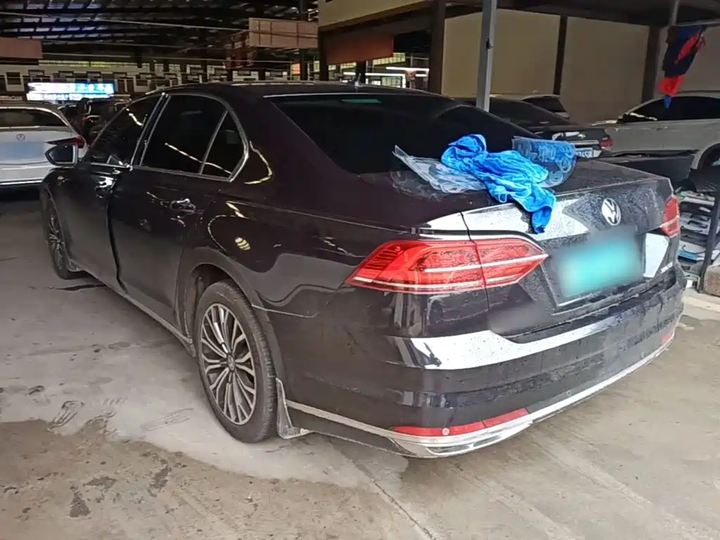 Volkswagen Phideon 2021 2021 380TSI Luxury Edition