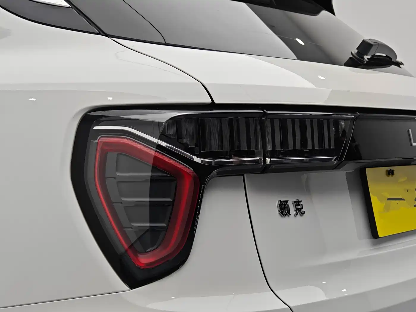 Lynk & Co 01 2017 2.0T 2WD Pro Version фото 7