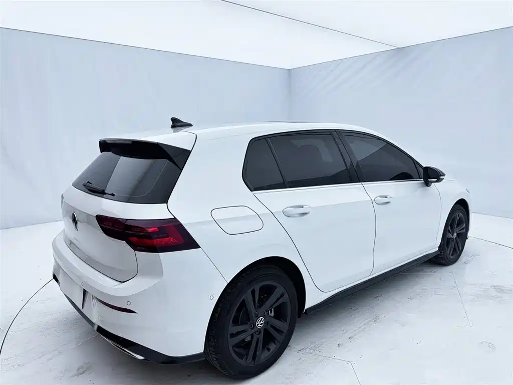 Volkswagen Golf 2021 280TSI DSG R-Line фото 5