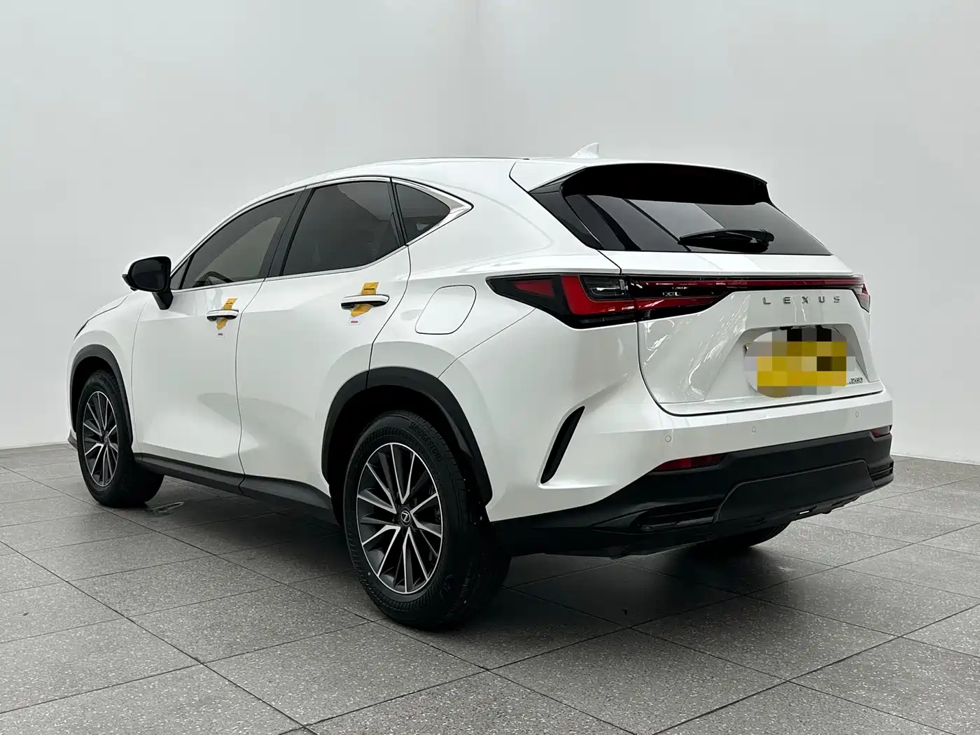 Lexus NX 2023 260 FWD Dynamic Edition фото 4