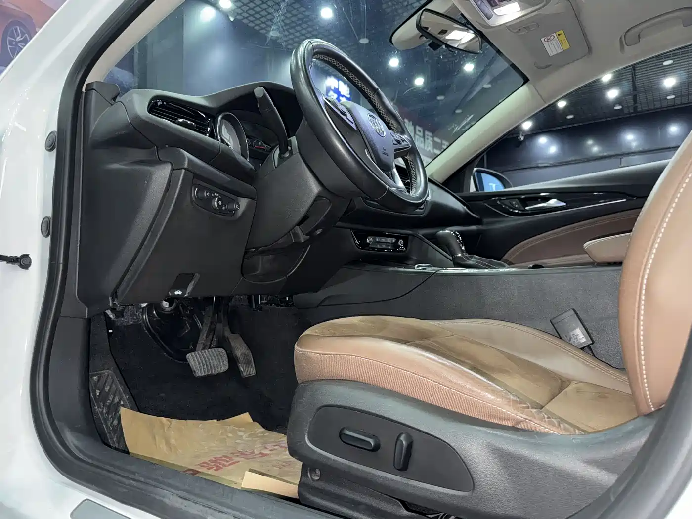 Buick Regal 2017 20T Elite Type фото 13