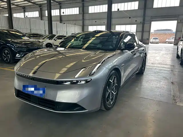  Lynk & Co Lynk & Co Z10 2025 Model 95kWh 806km RWD Smart Drive Max