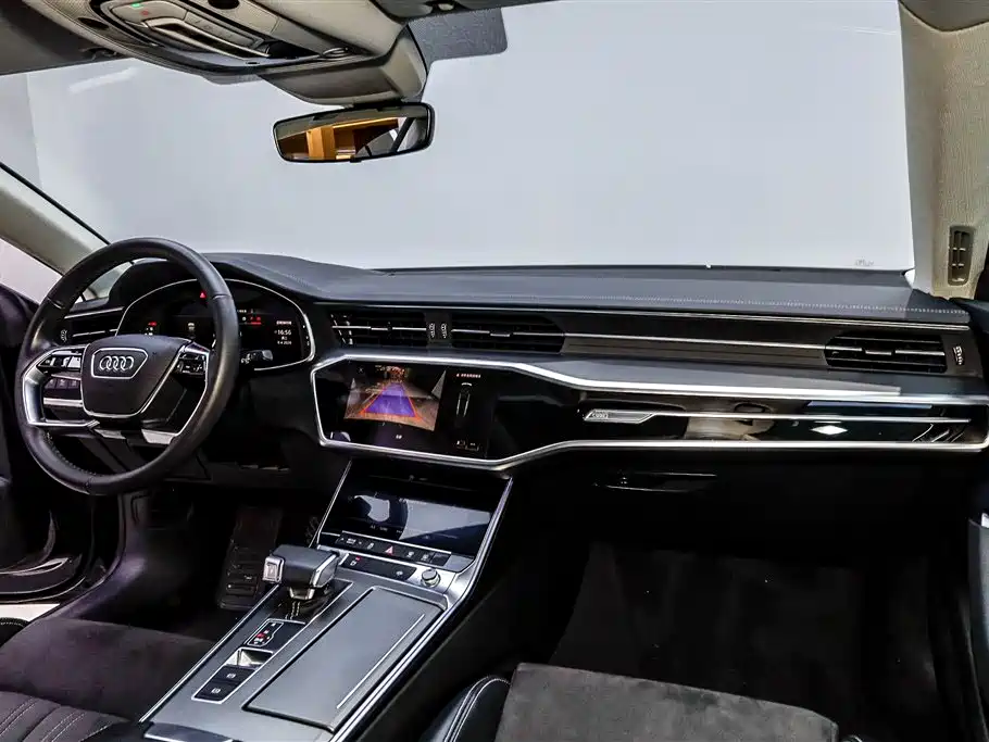 Audi A7L 2024 45TFSI S-line Dream Edition Crystal Package фото 30