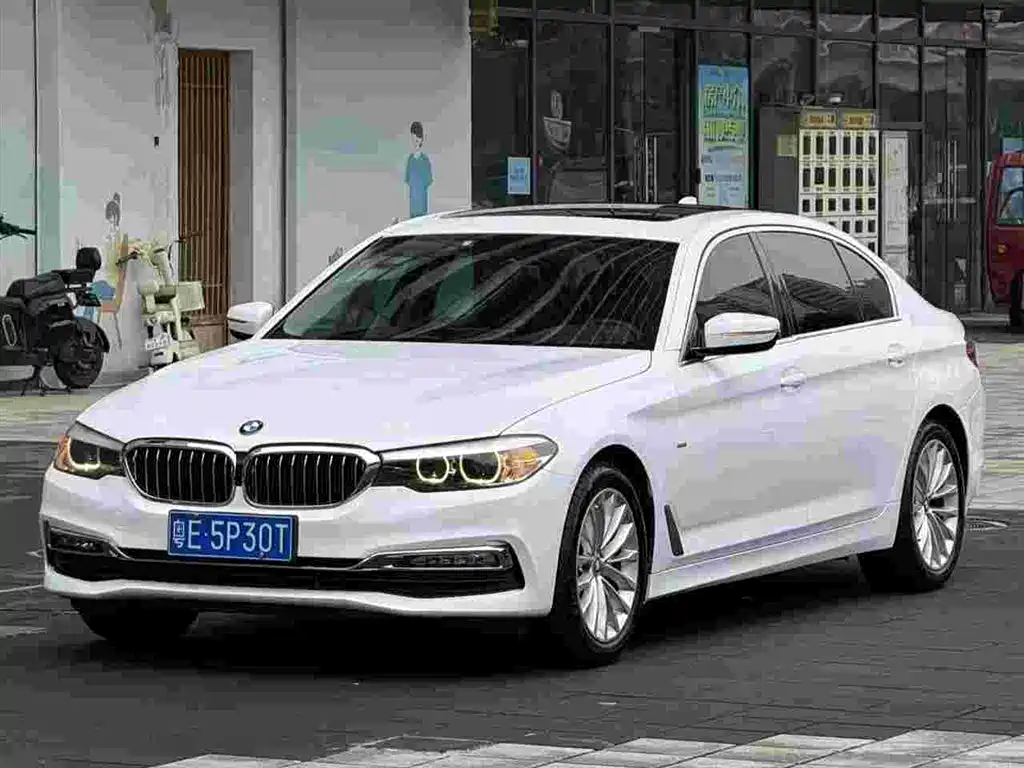 BMW 5 Series 2018 Facelift 530Li Leading Luxury Package фото 2