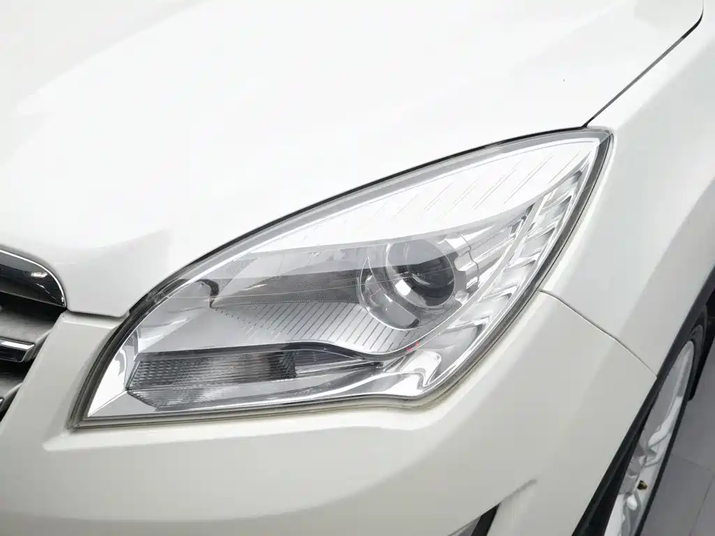 Changan CS35 2014 2014 1.6L Automatic Luxury Type China IV