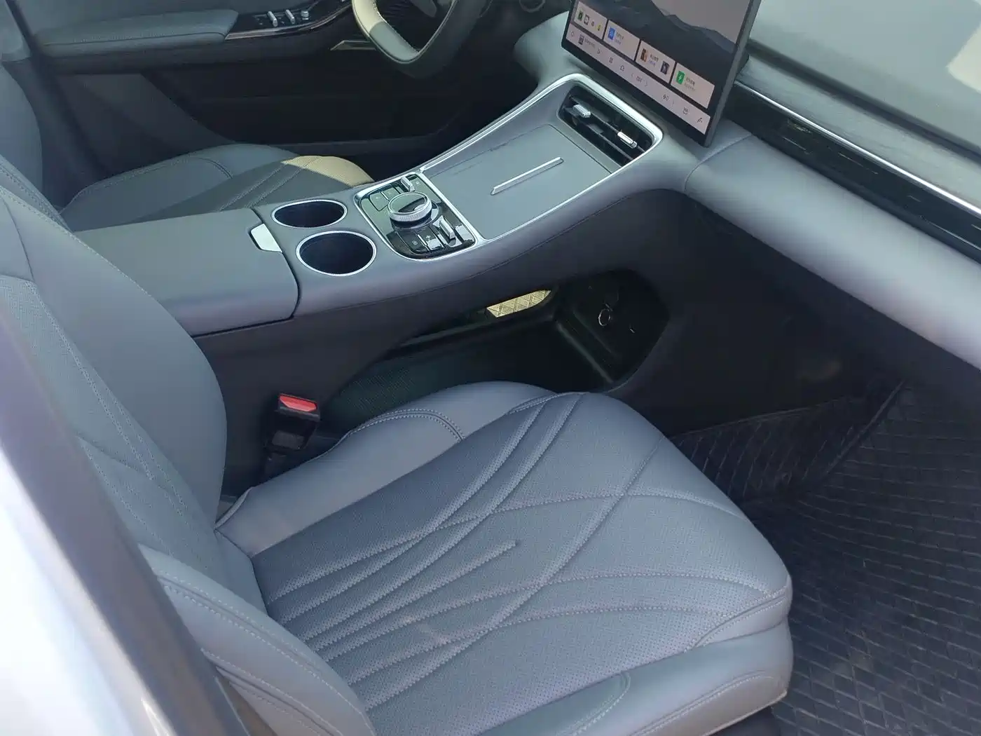 GEELY GALAXY GALAXY L6