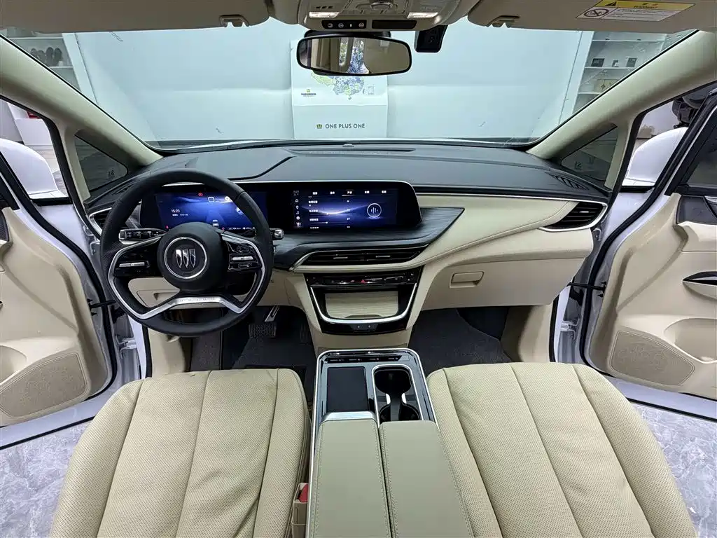 Фото 9 - Buick GL8 New Energy