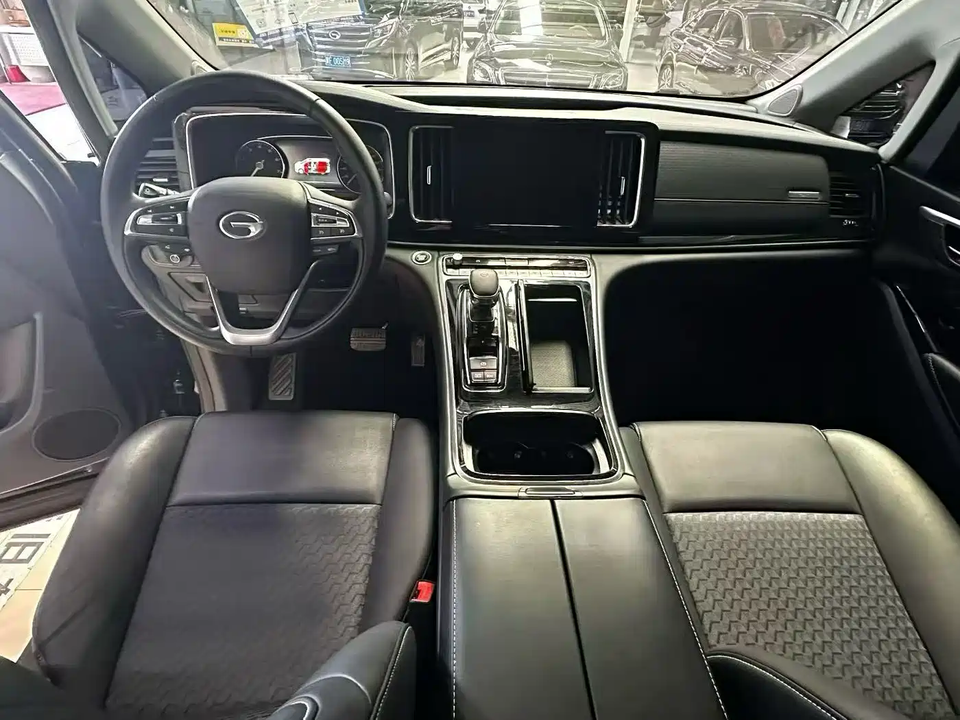 GAC Trumpchi Trumpchi M8 2024 Leadershow Series 390T Luxury Edition фото 8