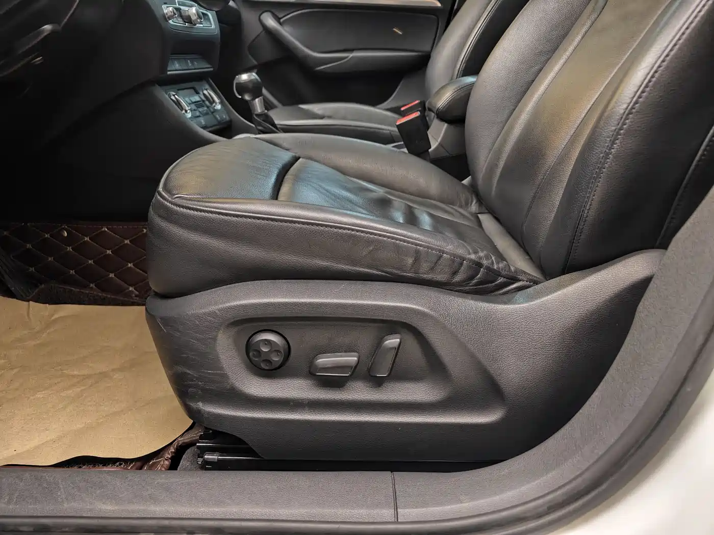 Audi Q3 2015 35 TFSI Comfort фото 10