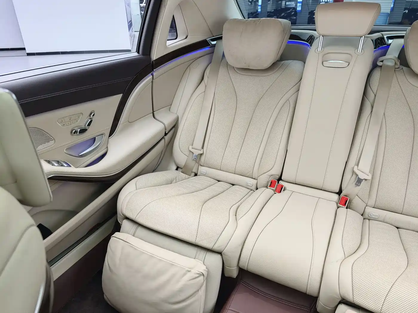 Mercedes-Benz Maybach S-Class 2015 S 400 4MATIC фото 21
