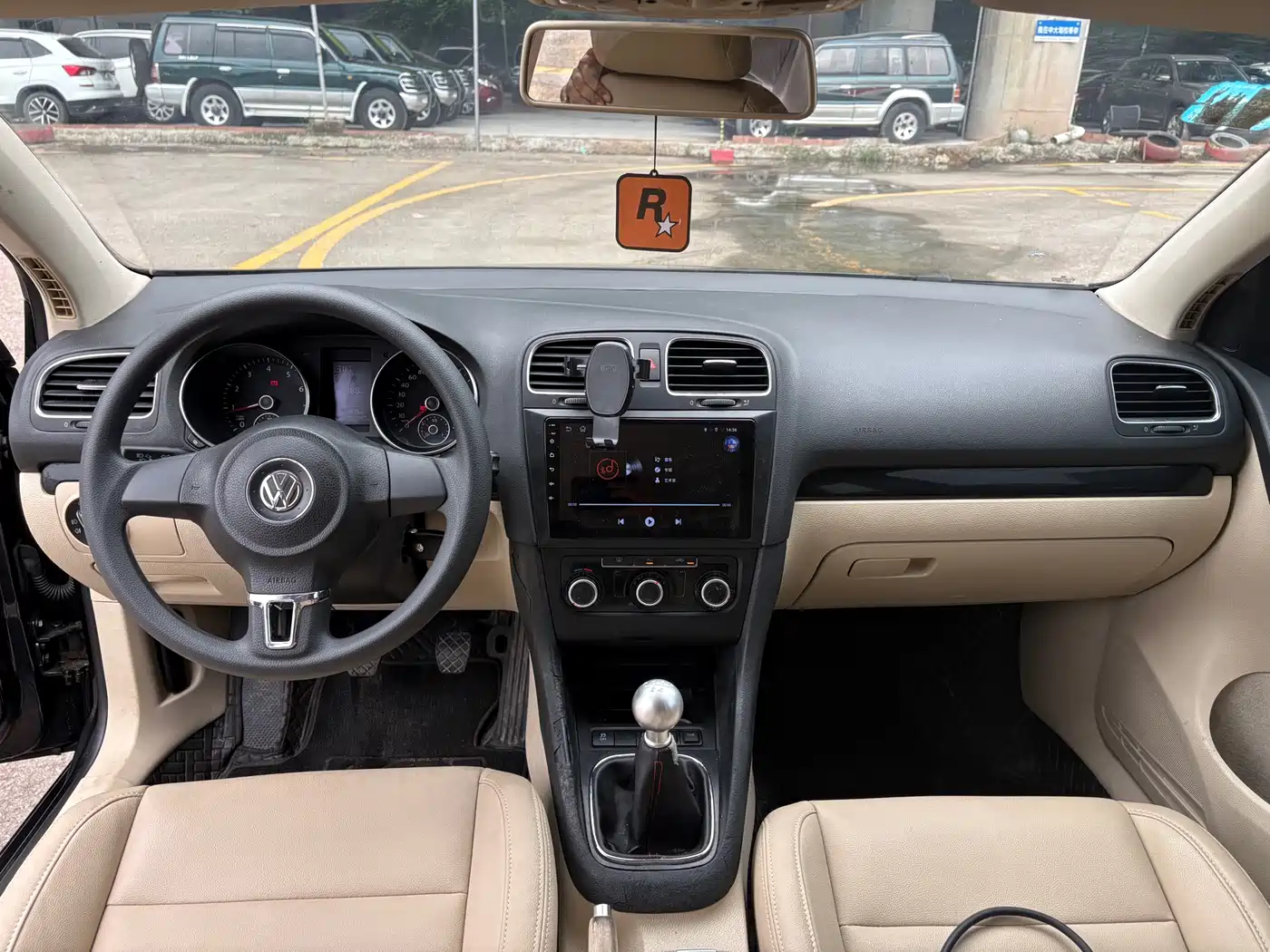 Фото 9 - Volkswagen Golf