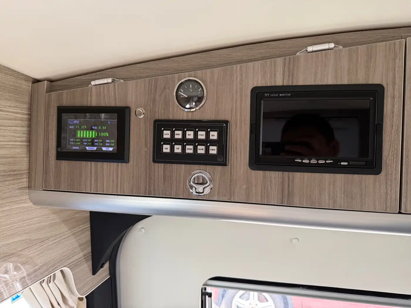 SAIC Maxus MAXUS V90 RV 2023 Model Active Lifestyle фото 15