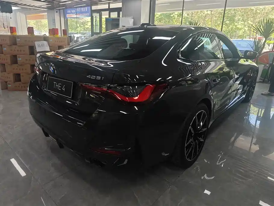 BMW 4 Series 2022 425i Gran Coupe M Sport Night Package фото 3