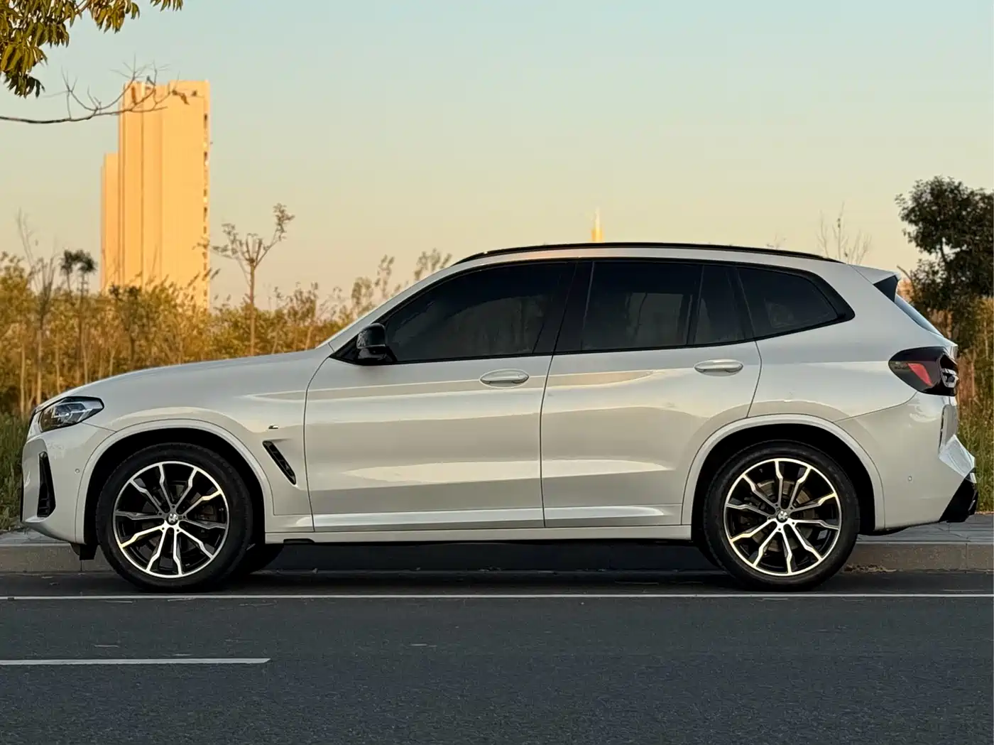 BMW X3 2023 xDrive30i Leading M Night Package фото 4