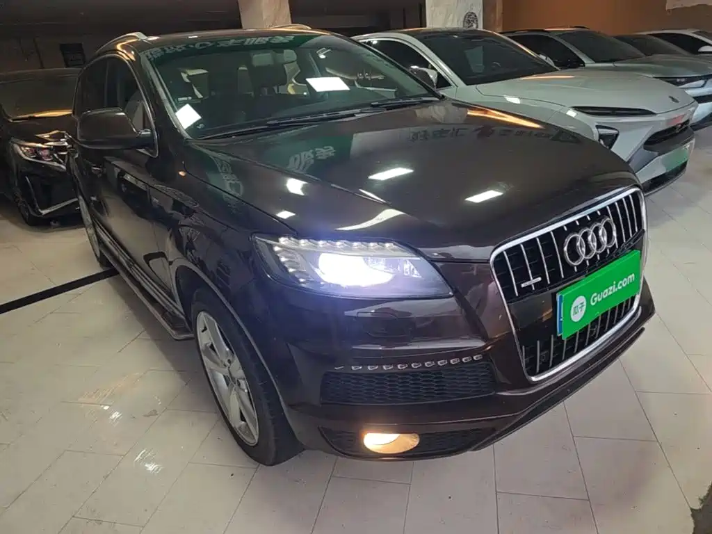 Фото 4 - Audi Q7