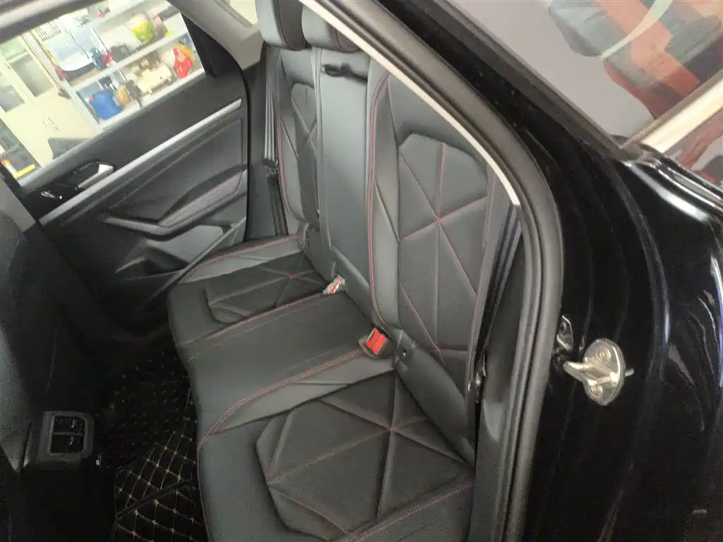 Volkswagen Lavida 2023 300TSI DSG Starlight Eternal Comfort Edition фото 17