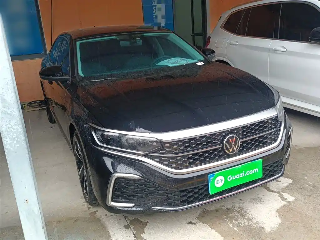 Volkswagen Passat 2024 330TSI Starlight Elite Edition фото 22