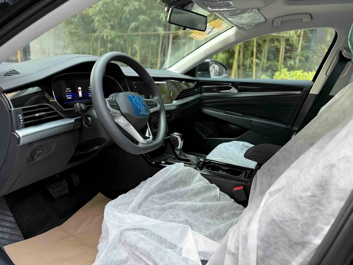 VOLKSWAGEN PASSAT NEW ENERGY