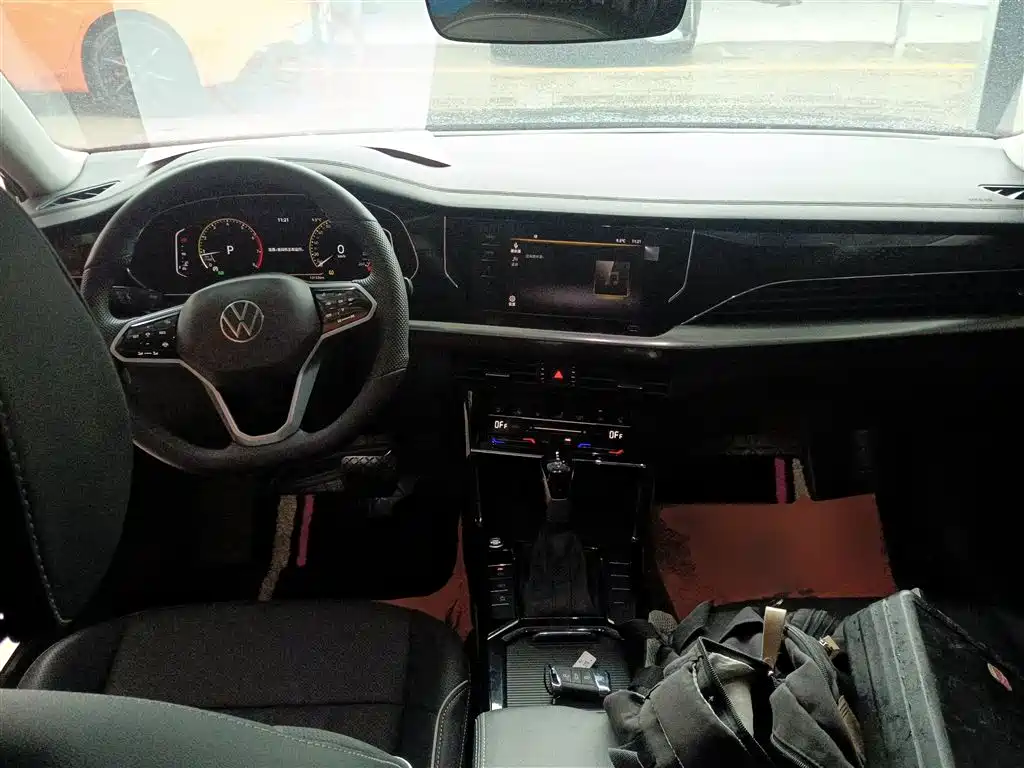 Volkswagen Passat 2024 330TSI Starlight Elite Edition фото 6