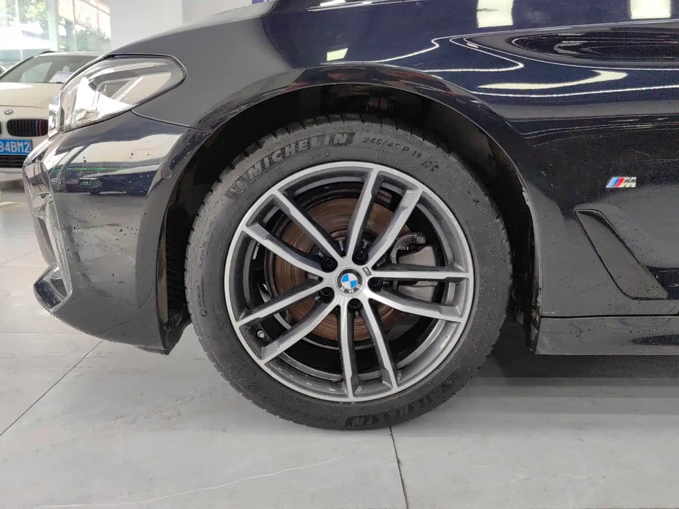 BMW 5 Series (Import) 2022 525i M Sport Package фото 16