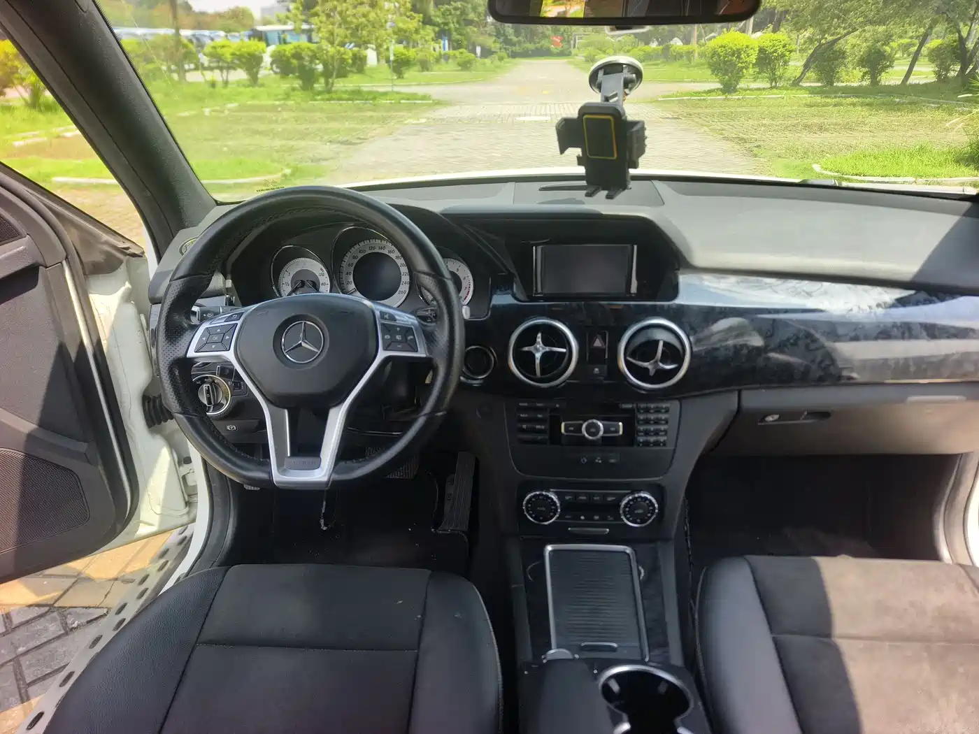 Mercedes-Benz GLK-Class 2015 GLK 260 4MATIC Dynamic Ultimate Edition фото 14