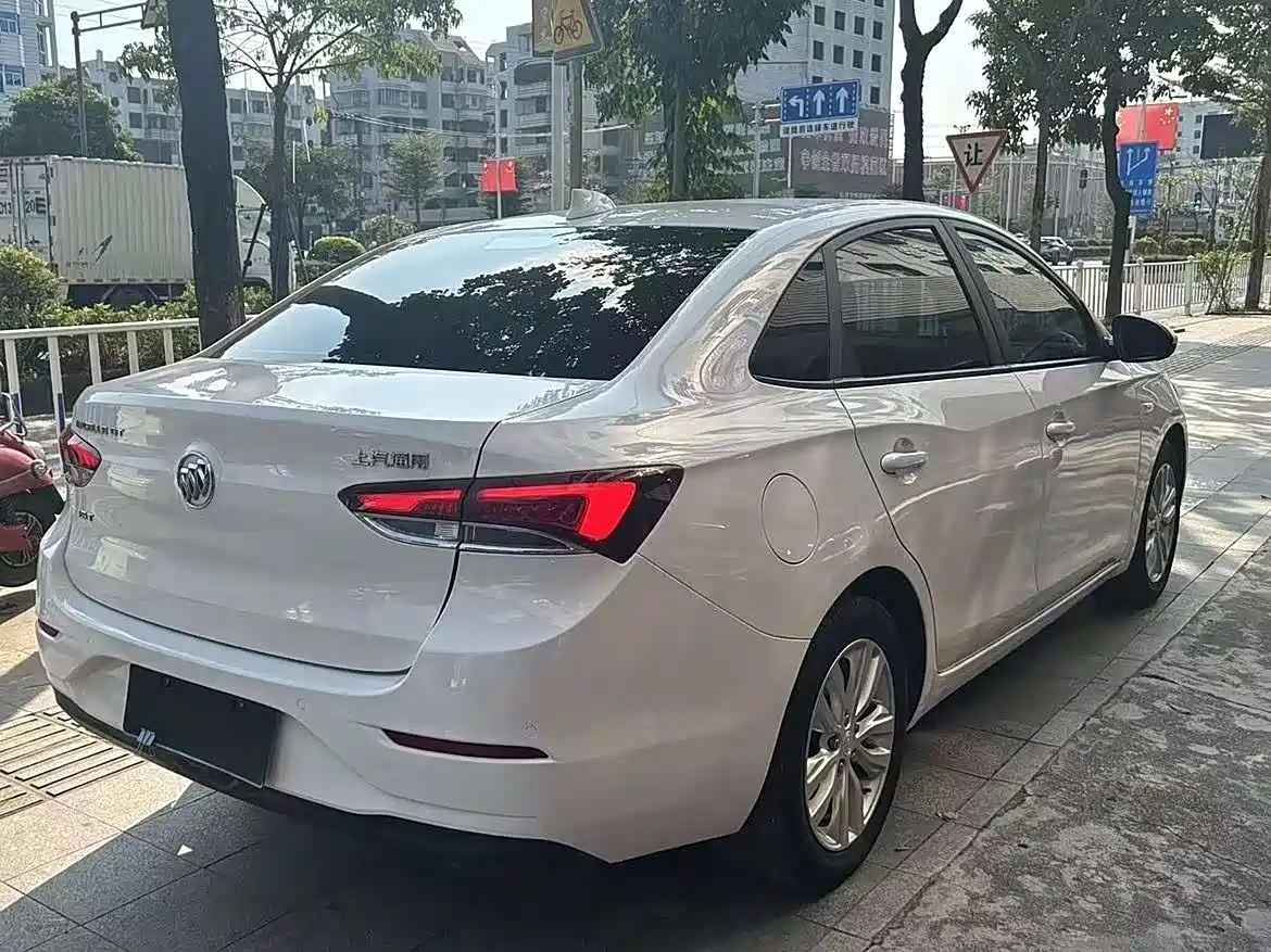 Buick Excelle 2021 1.3T Auto Mild Hybrid Elite фото 6