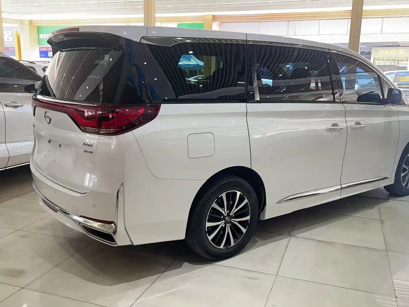 GAC Trumpchi Trumpchi M8 2021 Leading Show Series 390T Prestige Edition фото 3