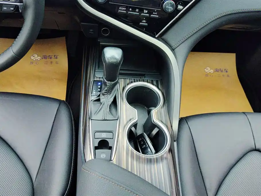 Toyota Camry 2019 Facelift 2.0G Luxury Edition фото 16