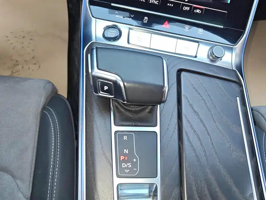 Audi A6L 2024 40 TFSI Luxury Dynamic фото 16