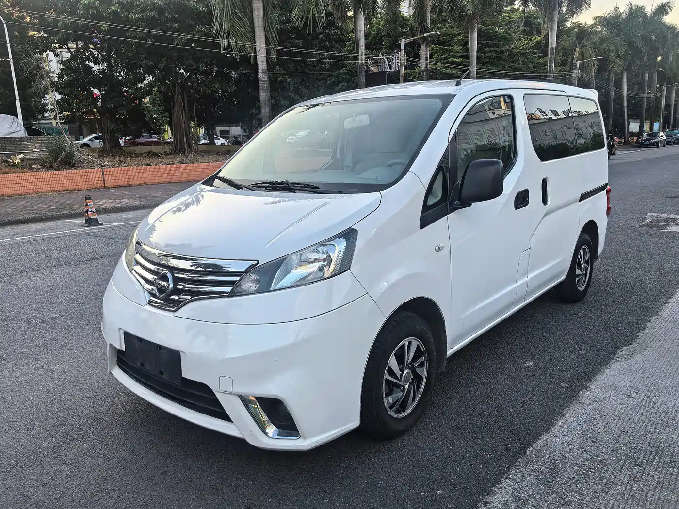 Nissan NV200 2017 2016 Facelift 1.6L CVT Luxury