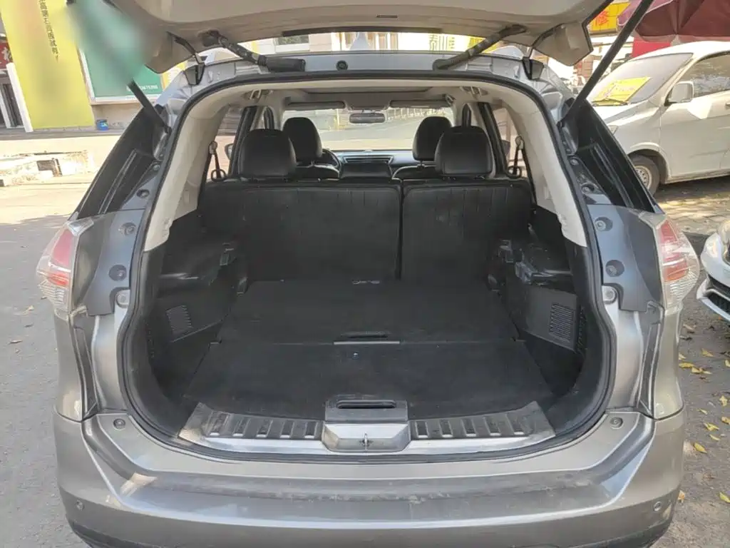 Фото 19 - Nissan X-Trail